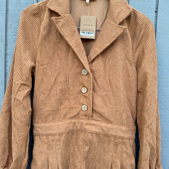 Promesa Corduroy Jumpsuit in Tan - Picture 8 of 16